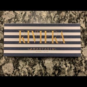 Anastasia Rivera Pallet